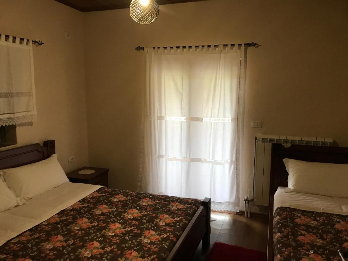 Bujtina Hader Xhebro Hostel Tepelene Ngoại thất bức ảnh