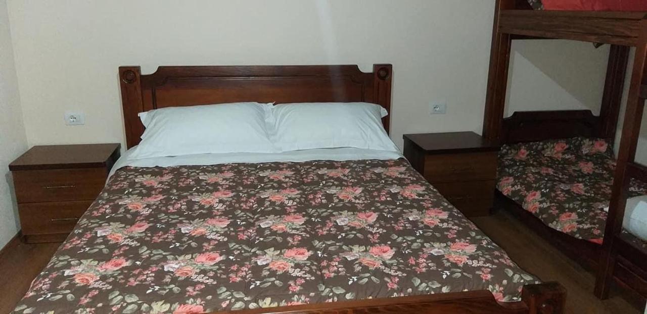 Bujtina Hader Xhebro Hostel Tepelene Ngoại thất bức ảnh