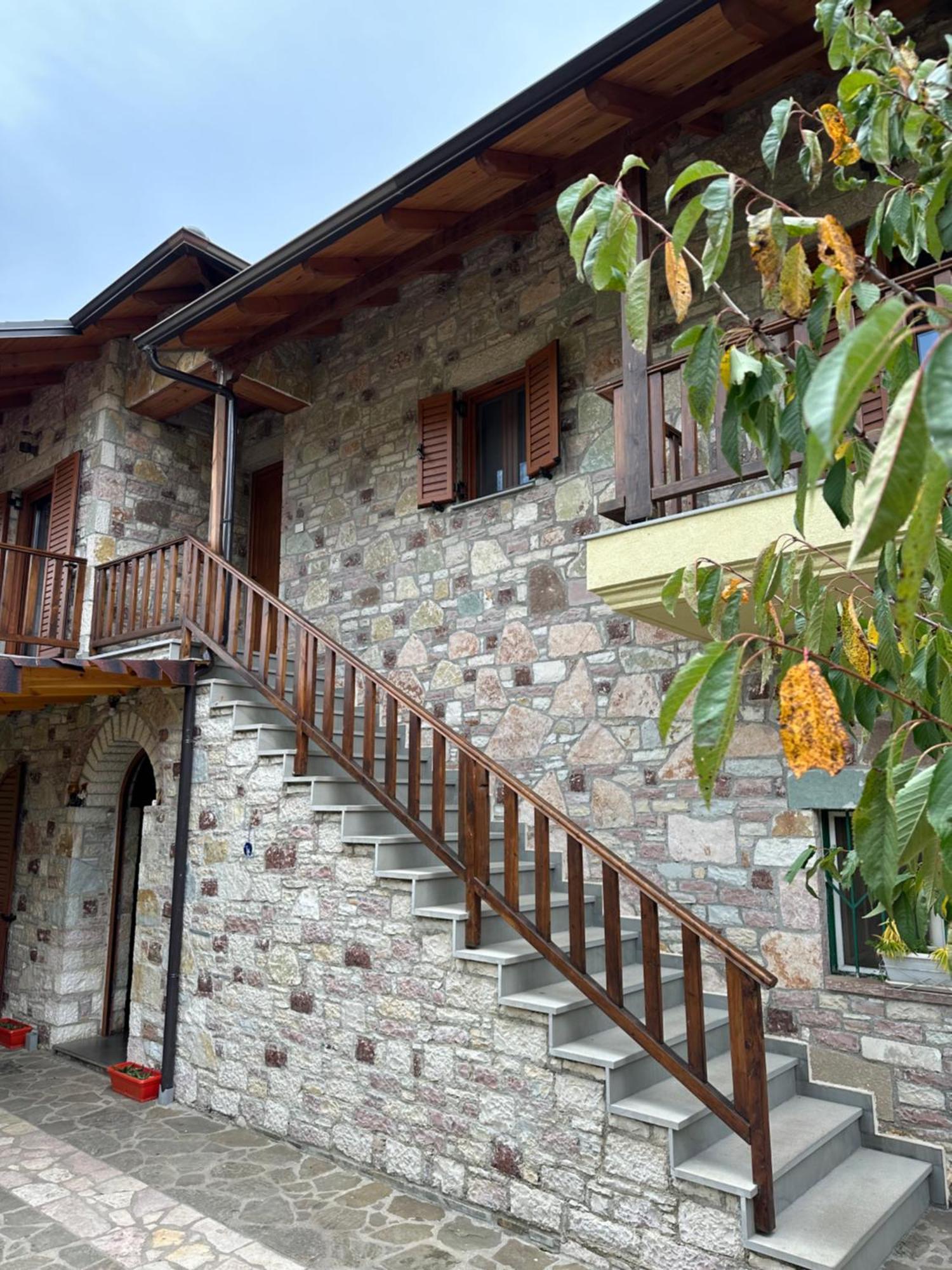 Bujtina Hader Xhebro Hostel Tepelene Ngoại thất bức ảnh